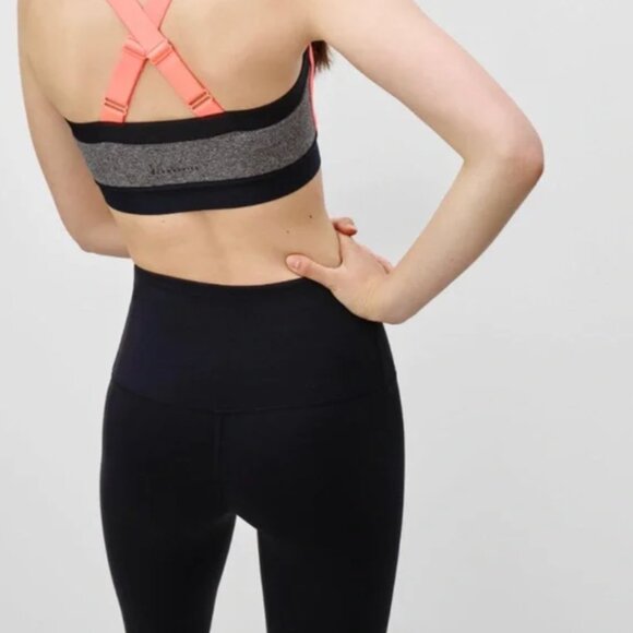 2 FOR $15 Community Aritzia Women's XS Activewear Stretch Mesh Sports Bra - Picture 3 of 11